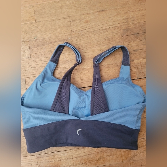 Zyia Active Storm Parallel Luxe Blue Ribbed Adjustable Sport Bra, Size Small - Picture 6 of 10